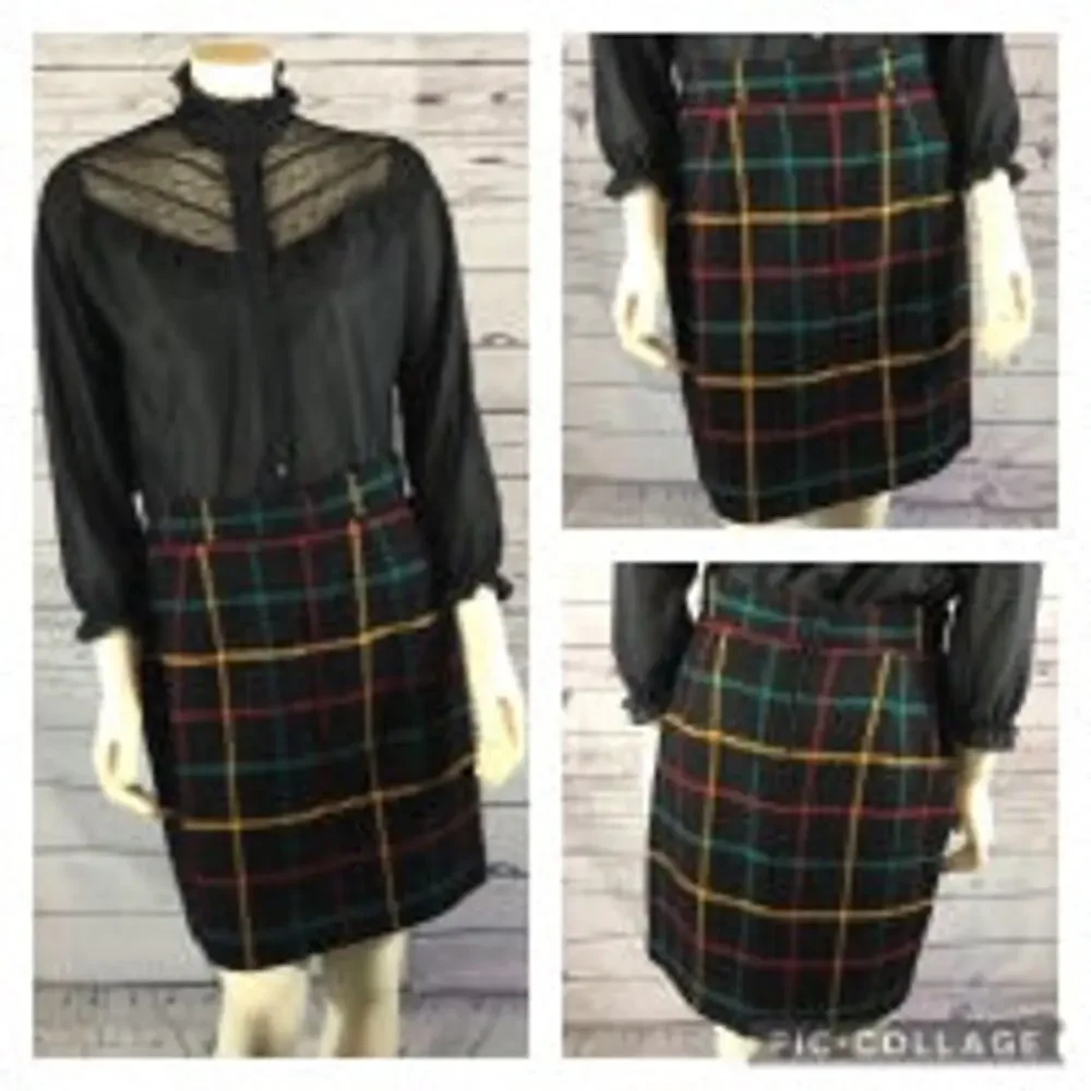 1980s Jones New York Wool Plaid Mini Skirt size